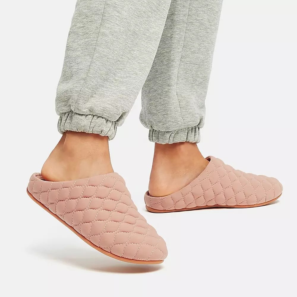 Beige Women's Fitflop CHRISSIE Quilted Slippers | NZ.30XME