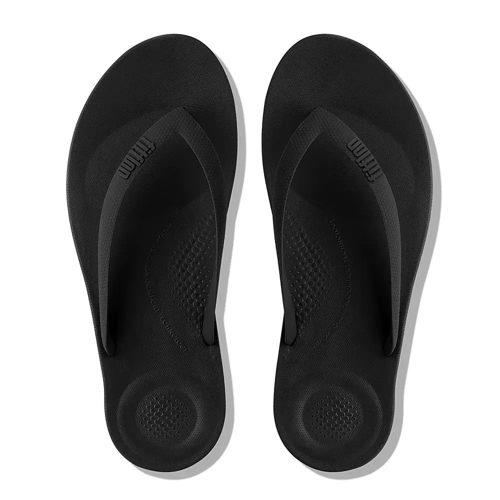 Black Men's Fitflop IQUSHION Ergonomic Flip Flops | NZ.95CPT