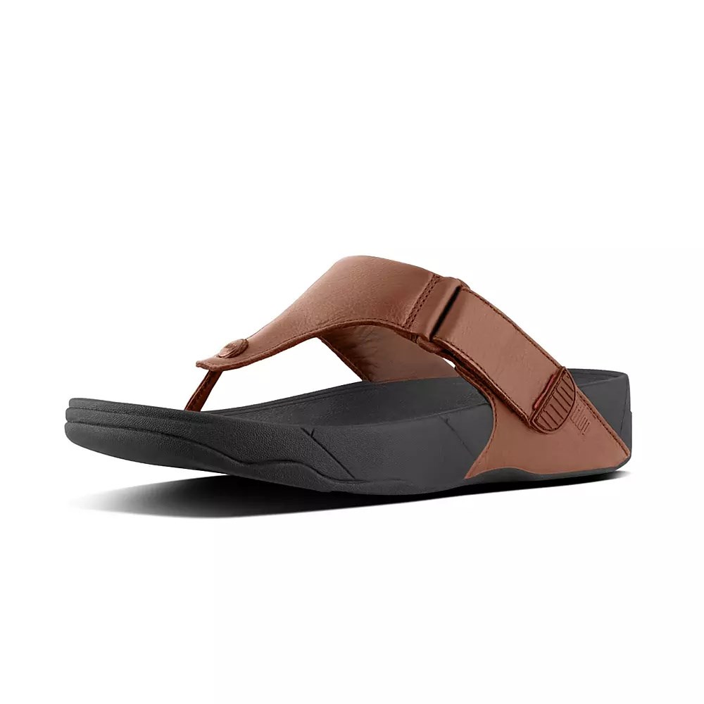 Brown Men's Fitflop TRAKK II Leather Toe-Post Sandals | NZ.49HDA