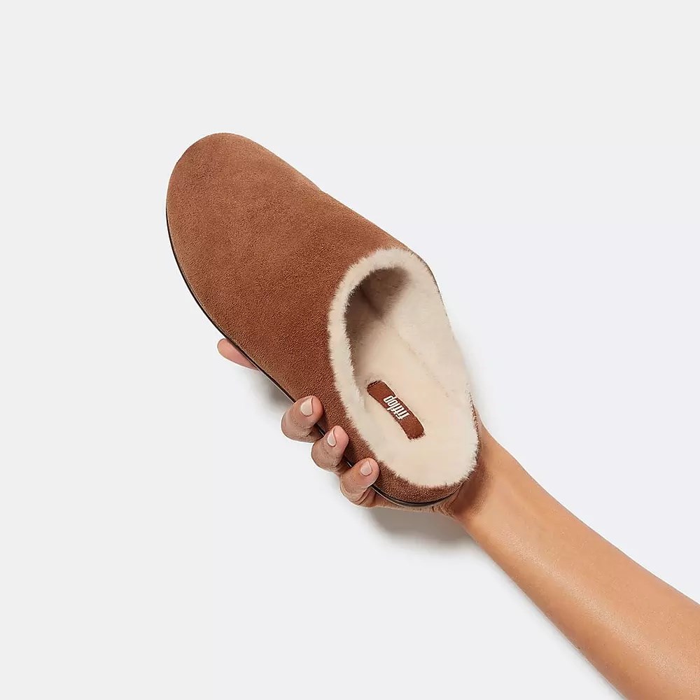 Brown Women's Fitflop CHRISSIE Shearling Suede Slippers | NZ.41KPC