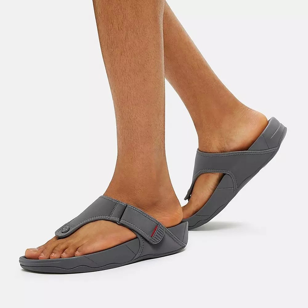 Grey Men's Fitflop TRAKK II Water-Resistant Toe-Post Sandals | NZ.27RSO