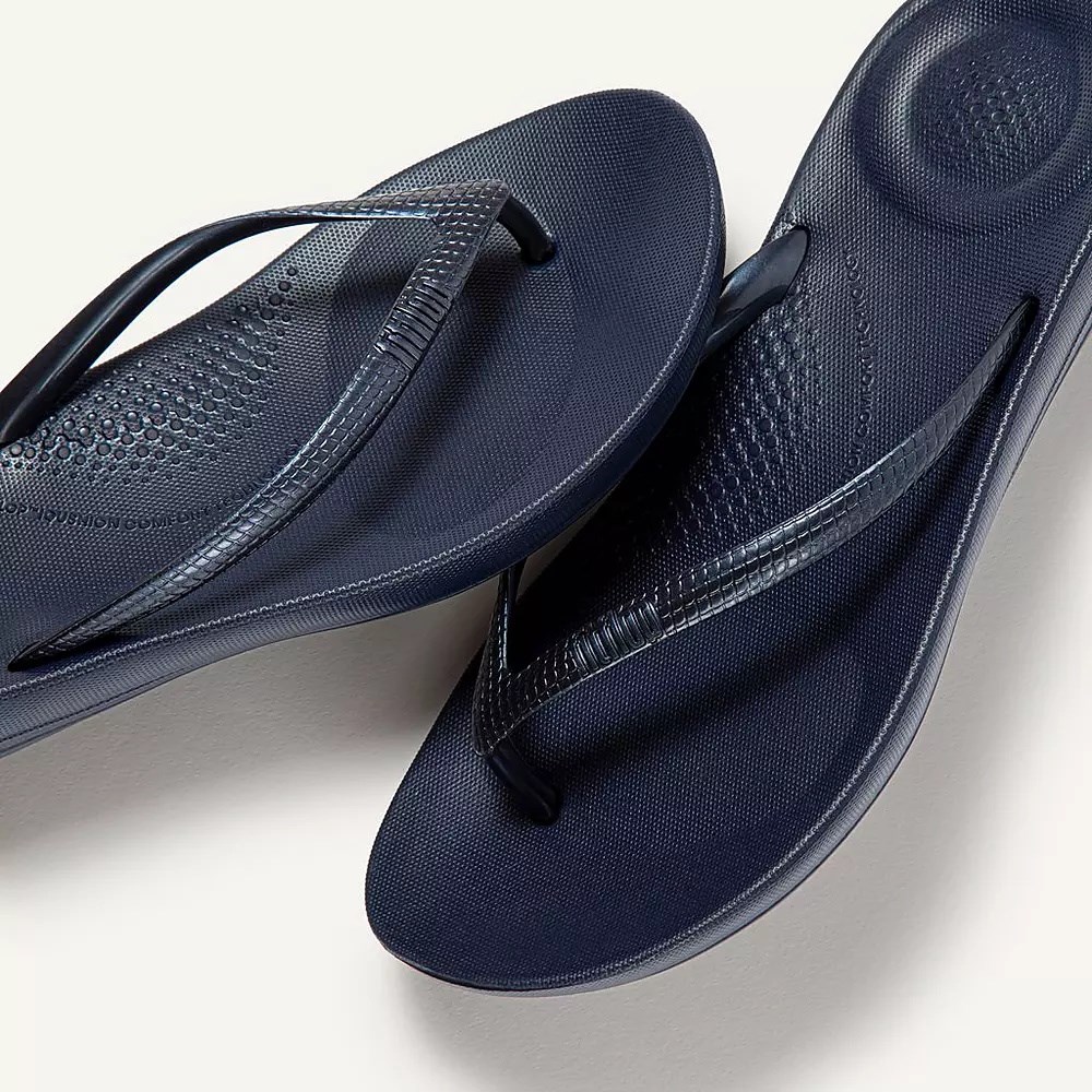 Navy Women's Fitflop IQUSHION Ergonomic Flip Flops | NZ.03LPX