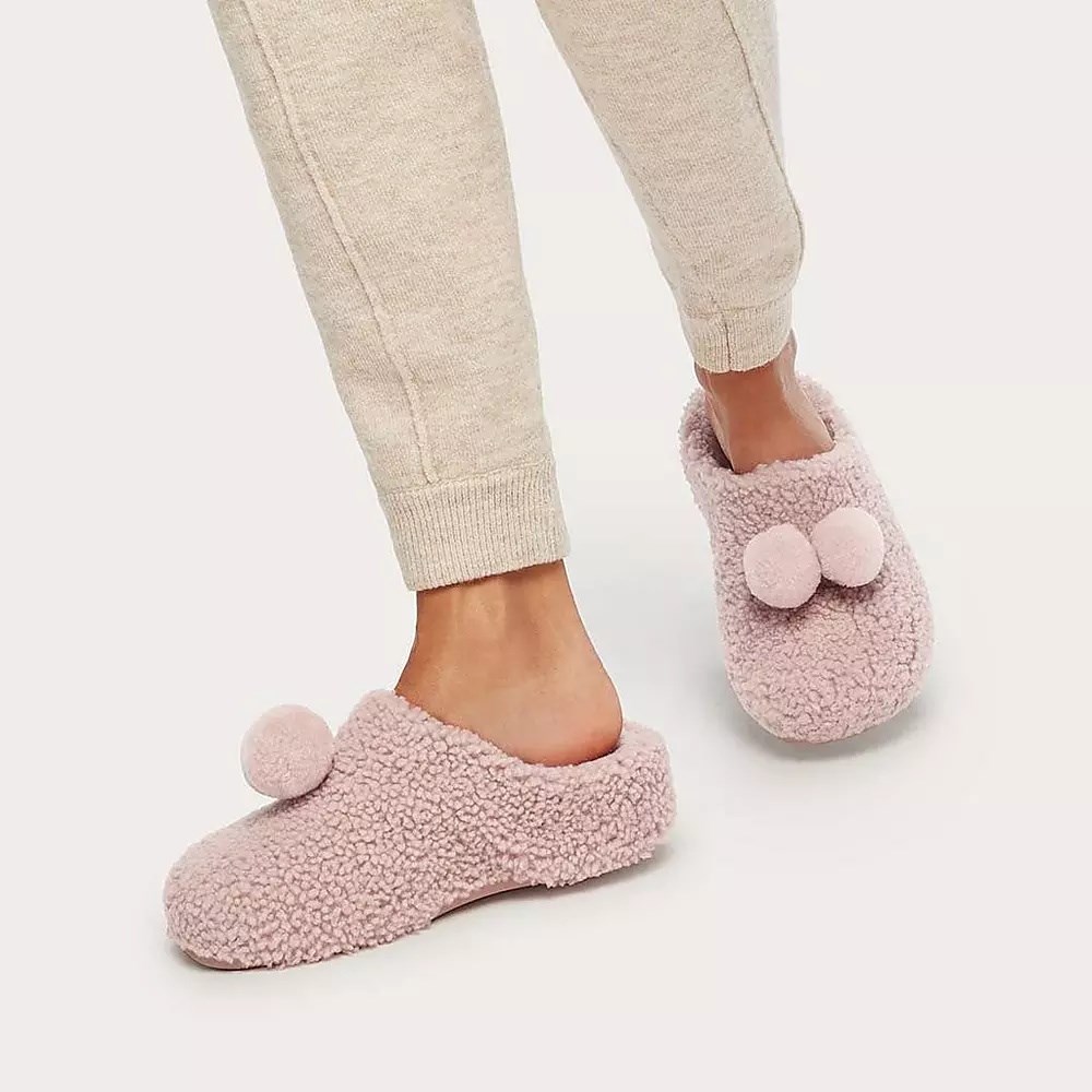 Pink Women's Fitflop SHUV Pom-Pom Shearling Clog Slippers | NZ.15PRO