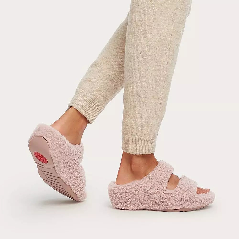 Pink Women's Fitflop SHUV Two-Bar Shearling Slides | NZ.89RWM